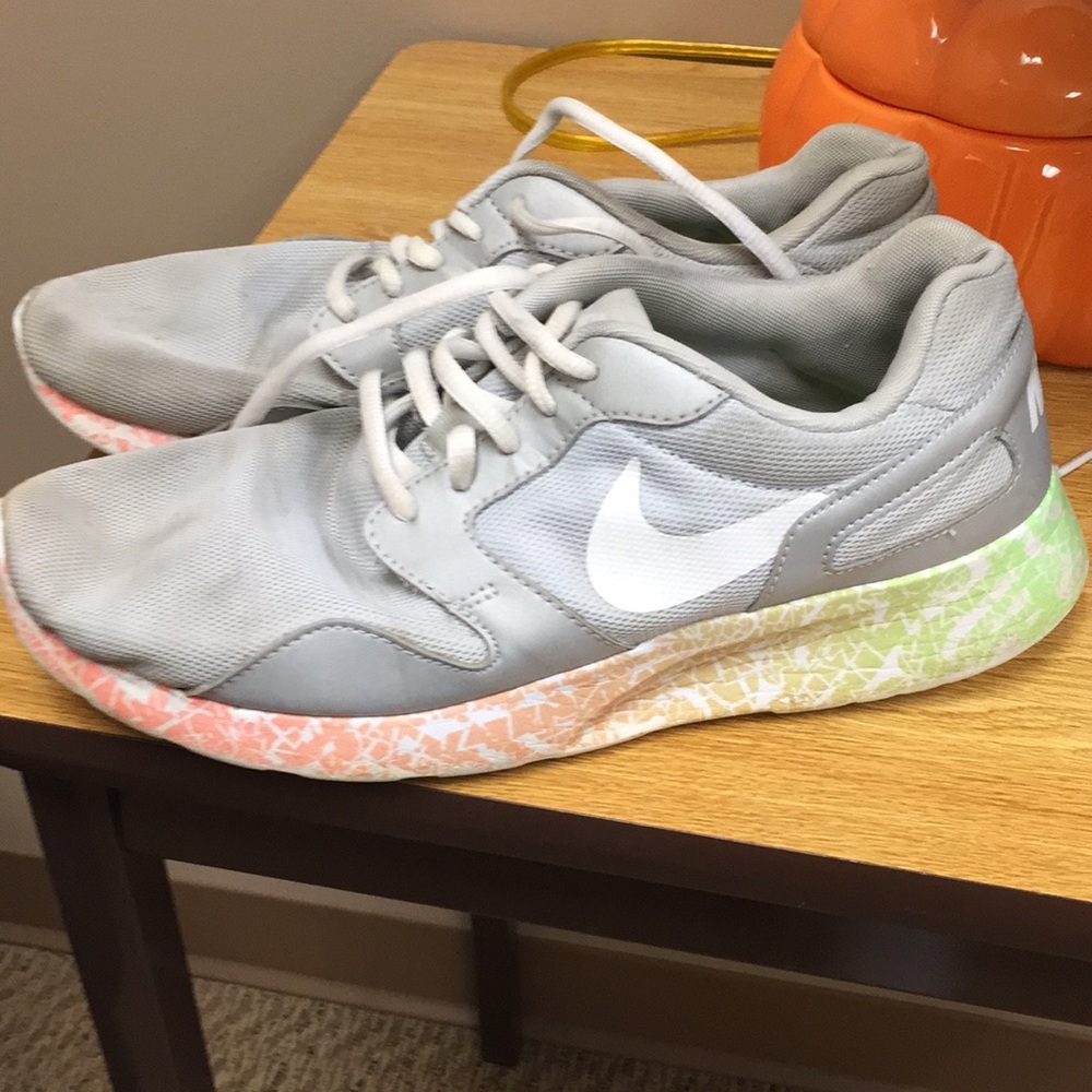 Nike shoes